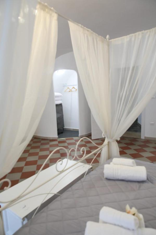 La Maison Piazza Del Popolo มันเฟรโดเนีย ภายนอก รูปภาพ