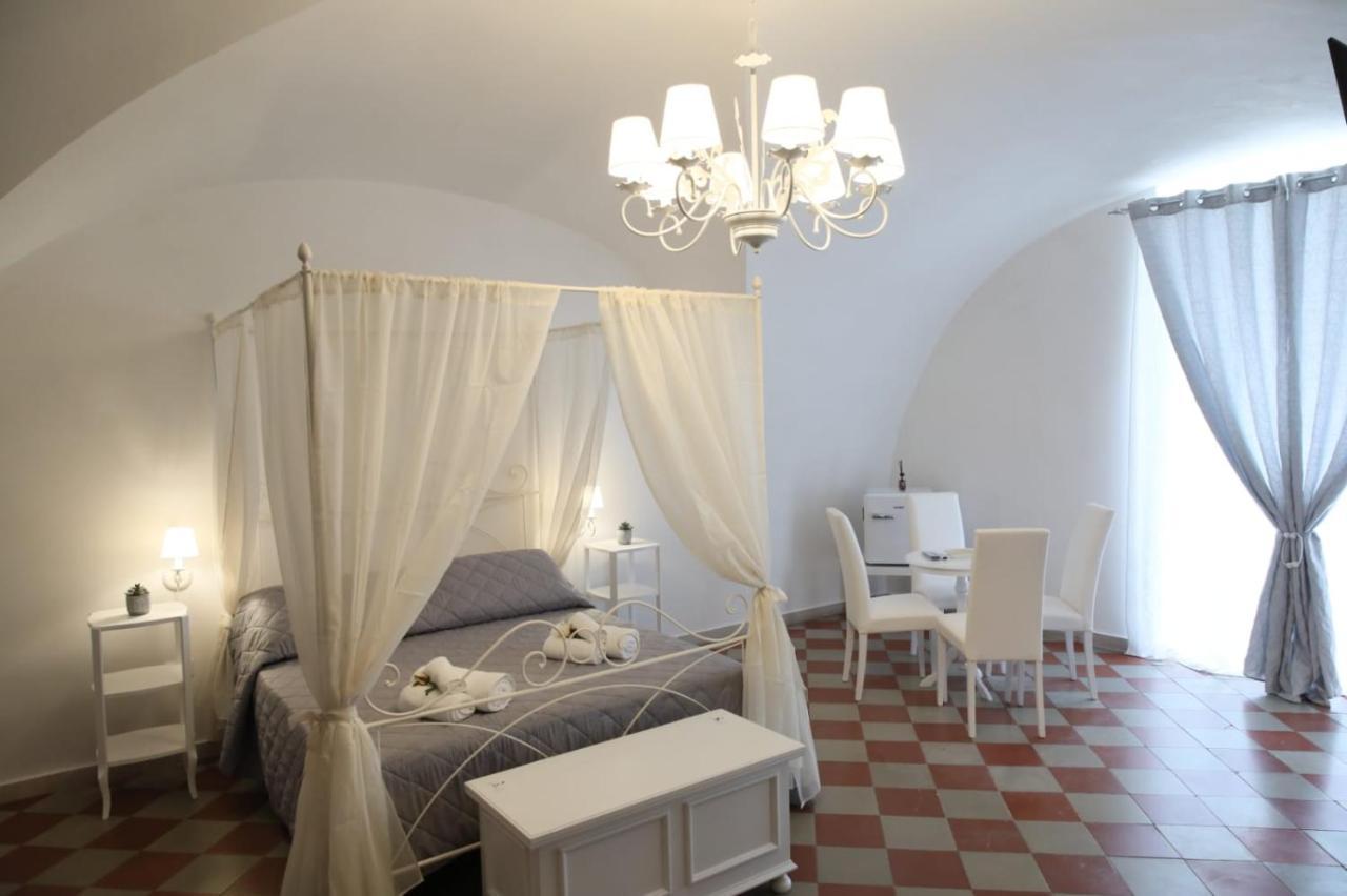 La Maison Piazza Del Popolo มันเฟรโดเนีย ภายนอก รูปภาพ