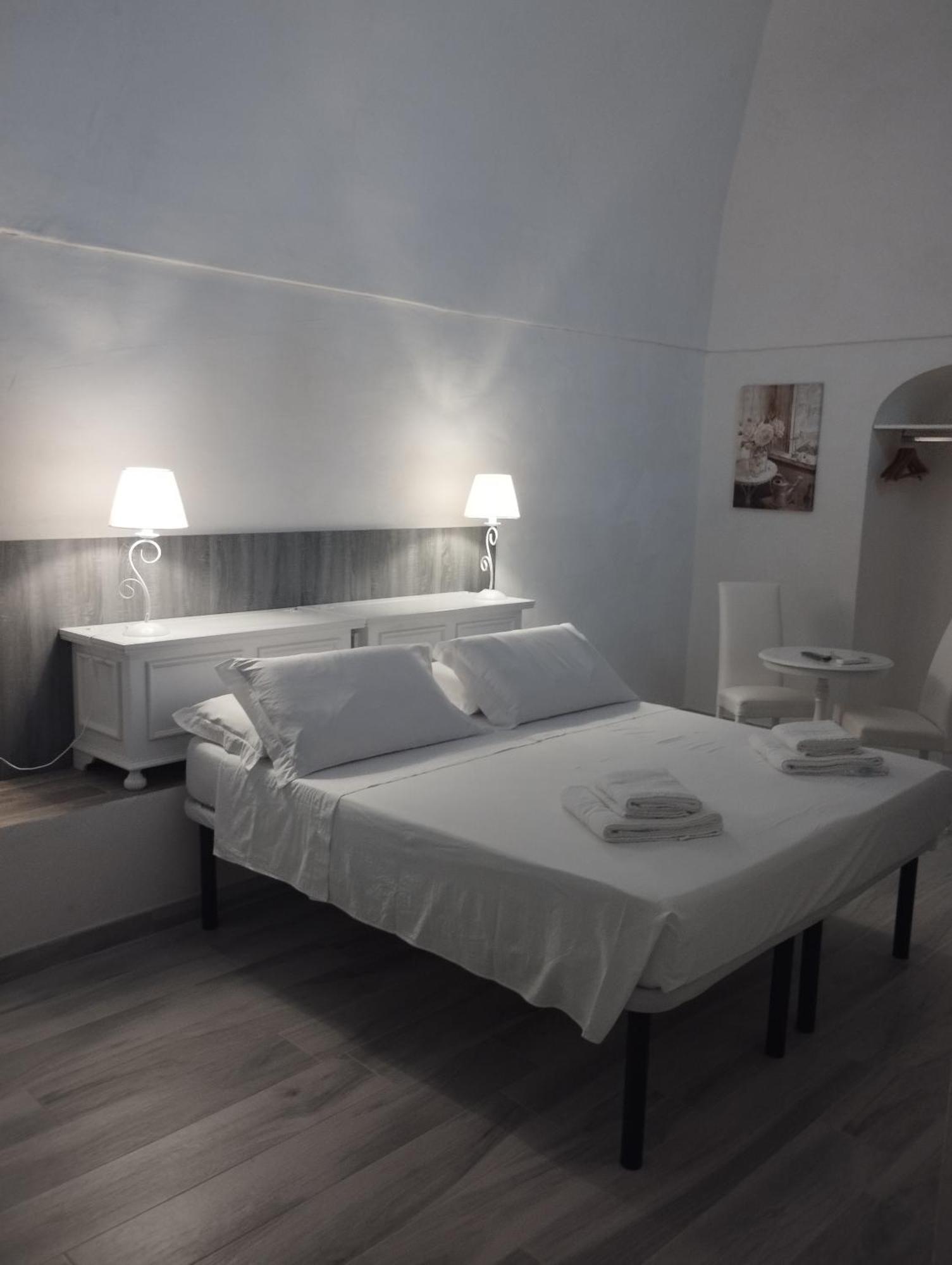 La Maison Piazza Del Popolo มันเฟรโดเนีย ภายนอก รูปภาพ
